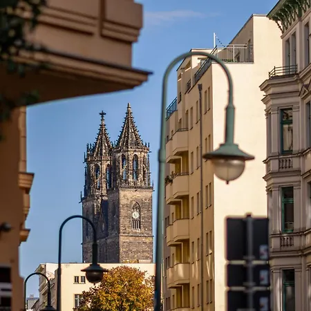 Apartment Grosse Altstadtwohnung Im Zentrum Mit Balkon - Super Lage Magdeburg