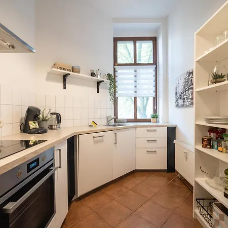 Apartment Grosse Altstadtwohnung Im Zentrum Mit Balkon - Super Lage *